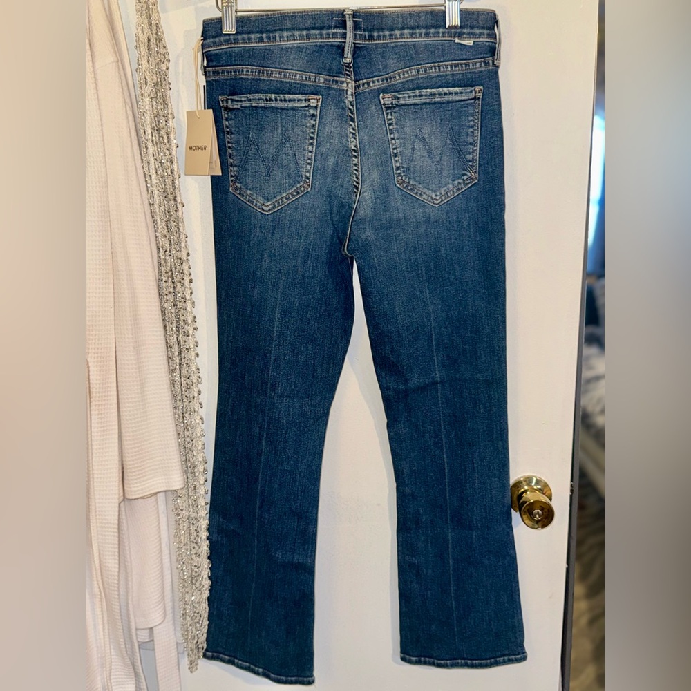 NWT💕MOTHER ‘walking on coals’ stylish ladies ankle jeans. Brand new with tags. - Picture 9 of 15